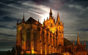Der Erfurter Dom, auch Mariendom genannt, ist ein imposantes gotisches Bauwerk und das Wahrzeichen der Landeshauptstadt von Thüringen.